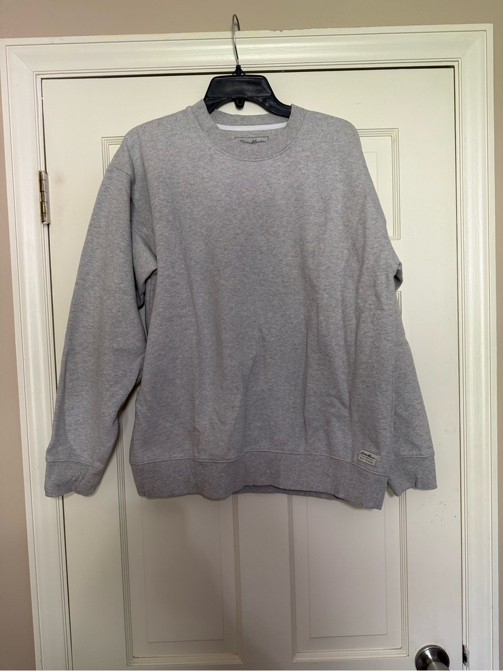 Eddie Bauer Men’s Grey Crewneck Sweatshirt - L